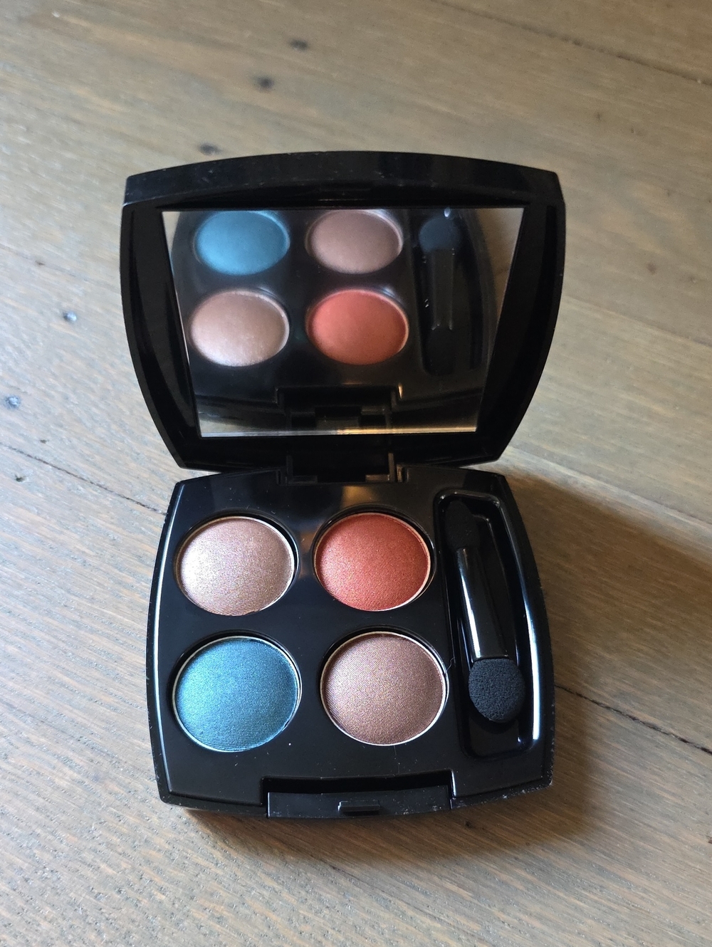 Avon Eyeshadow True Color Caribbean Sunset Quad — Q911. NEW
